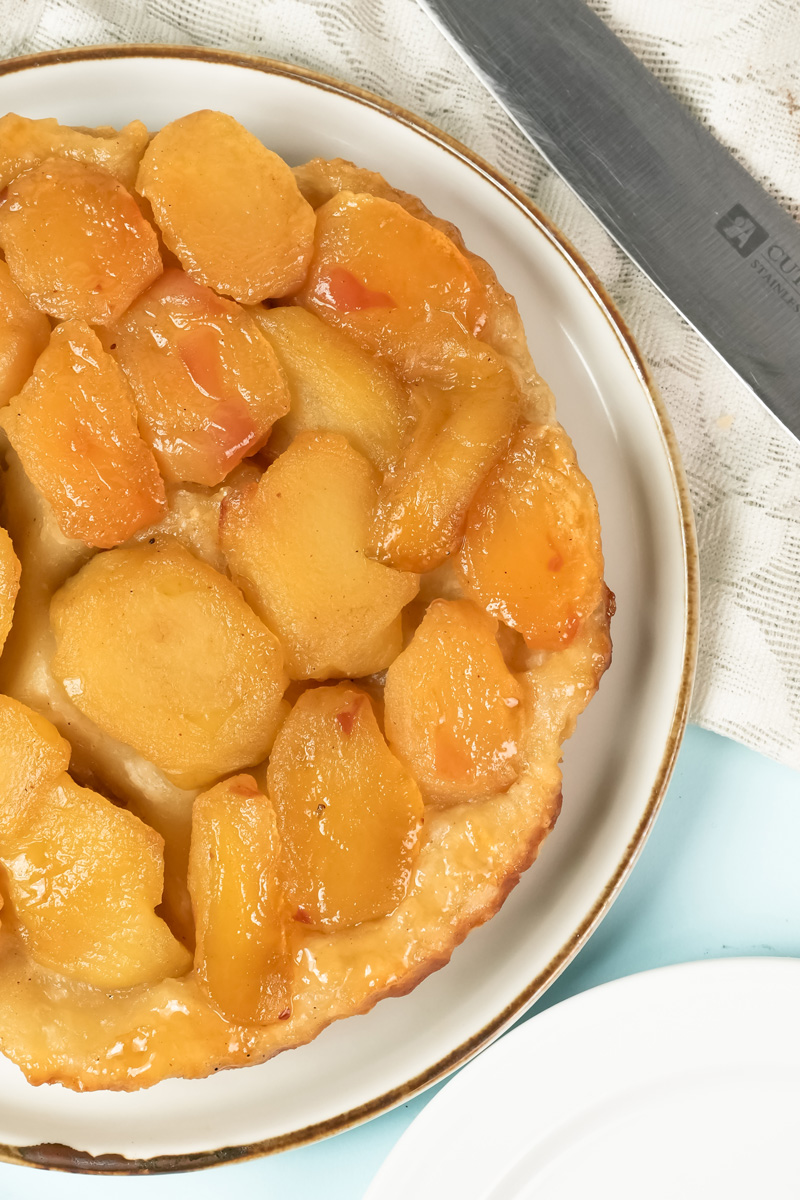 Beautifully caramelized apple arrangement on Tarte Tatin