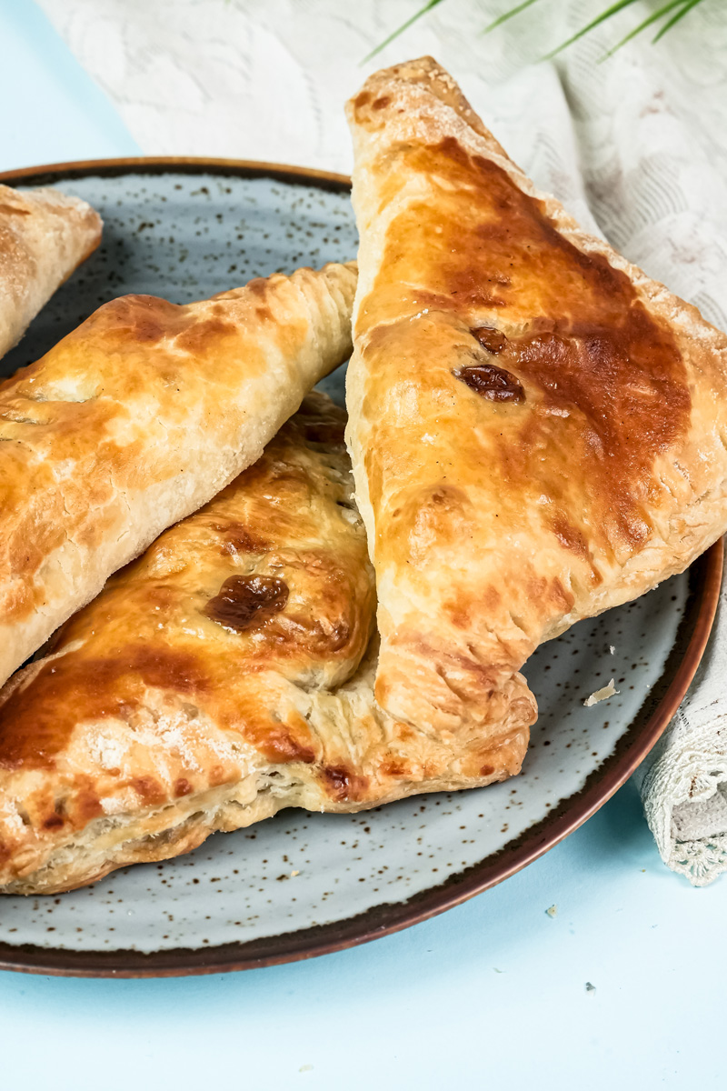 Crispy apple turnovers with flaky pastry crust