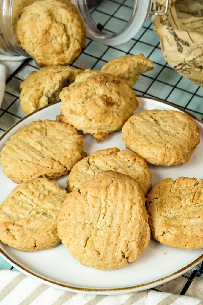 A plate of homemade peanut butter cookies ready to eat